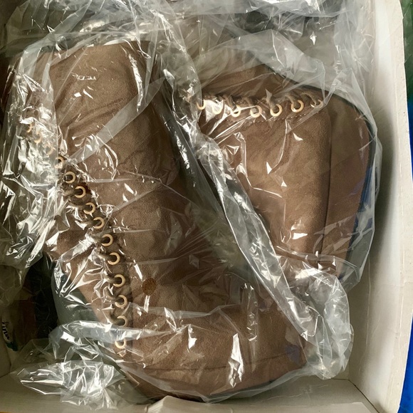 Booties - Picture 6 of 8